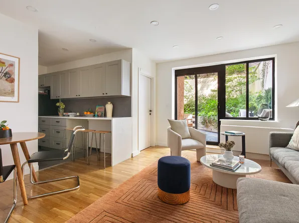 445 West 19th Street image 2 of 10