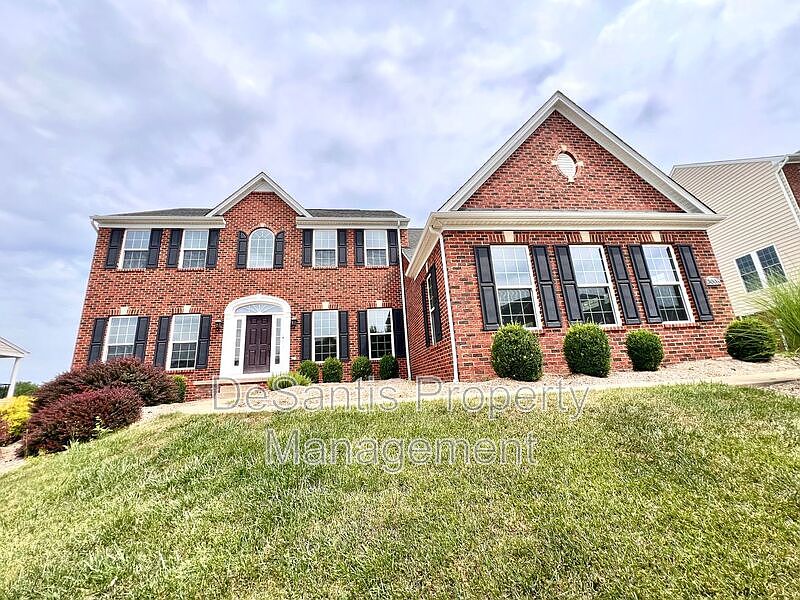 1st image of 3006 Farmview Dr