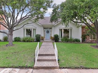 1207 Brook Hollow Dr, Bryan, TX 77802