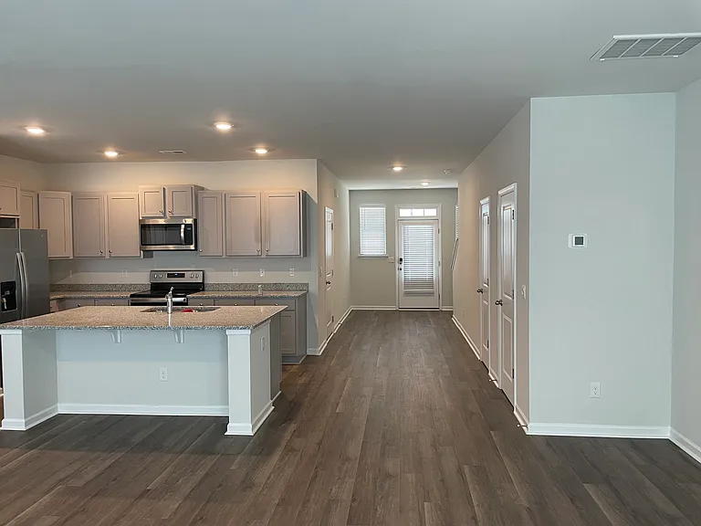 4708 Mangrove Pl — Photo 8