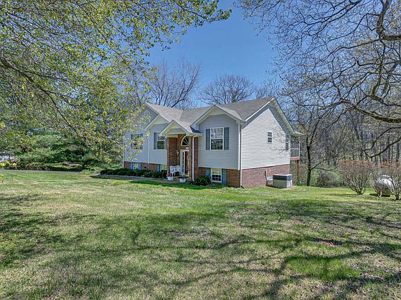 3rd image of 2031 Powell Dr