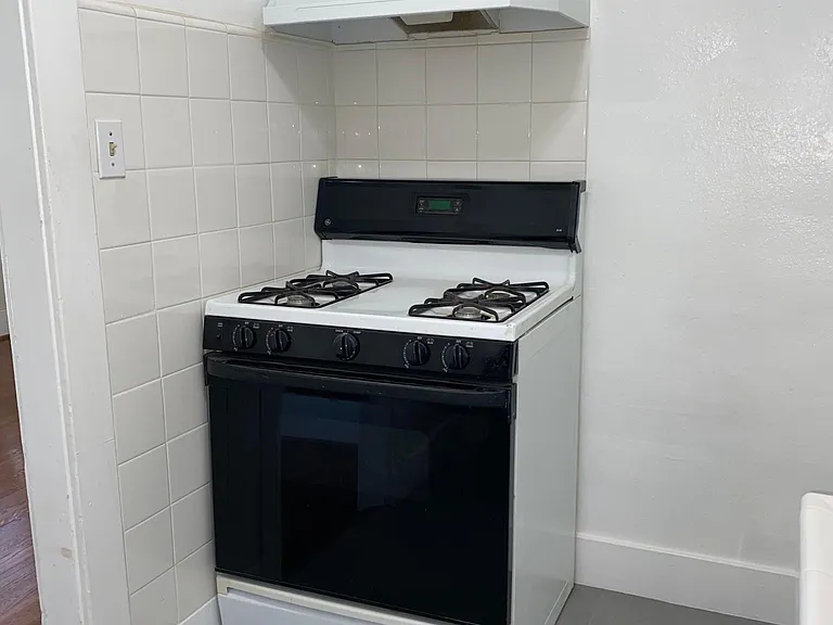 6309 S Gregory Ave #A — Photo 10
