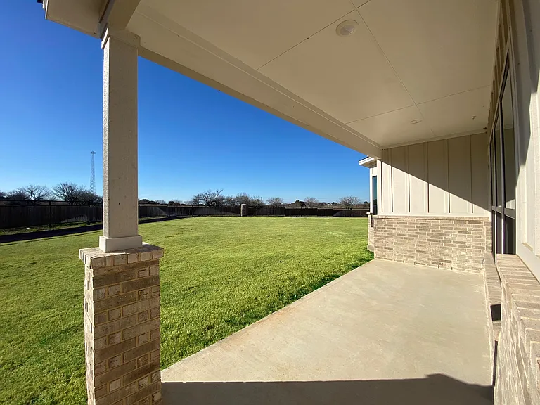 152 W Magnolia Cir — Photo 24
