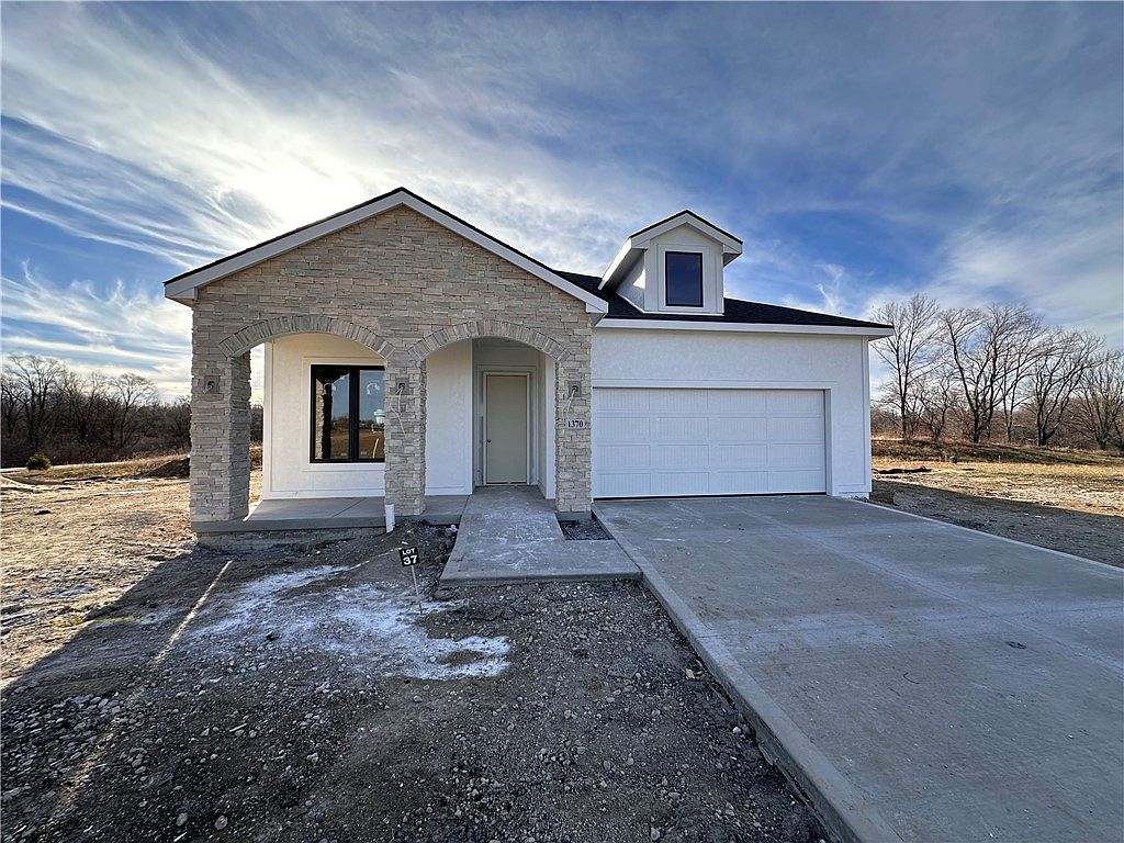 1370 SE Menlo Dr, Waukee, IA 50263 MLS 683338 Zillow