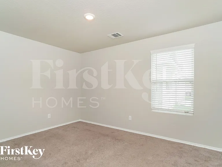 1906 Morse Way — Photo 12