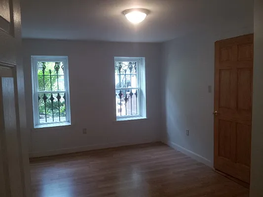 Rented by Urban View Realty | media 18