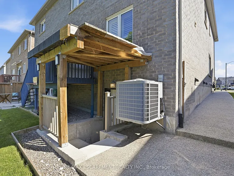 43 Fleming Cres #LOWER LEVEL — Photo 16