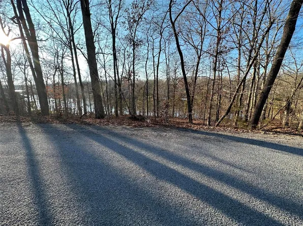 10 Wagon Creek Loop, Creal Springs, IL 62922