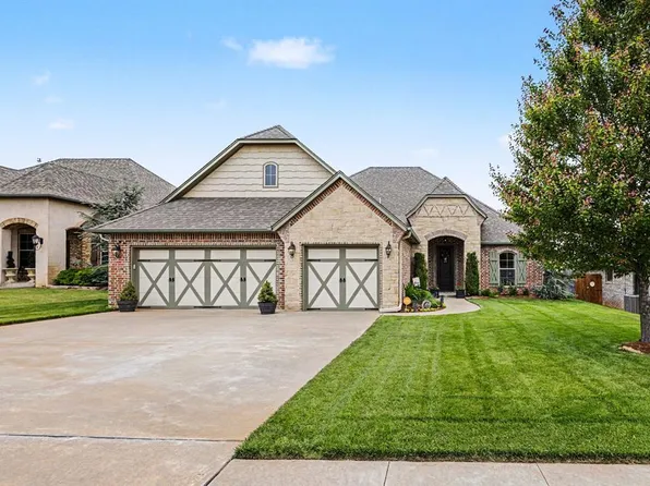 2309 E Thomas Ter, Mustang, OK 73064