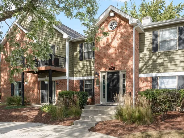 1521 Raymond Dr APT 103, Naperville, IL 60563