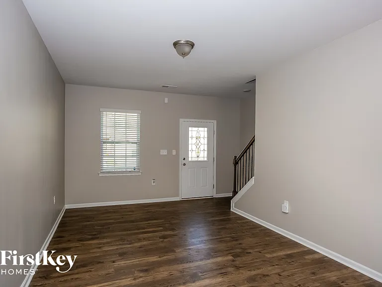 1267 Kent Downs Ave SW — Photo 5