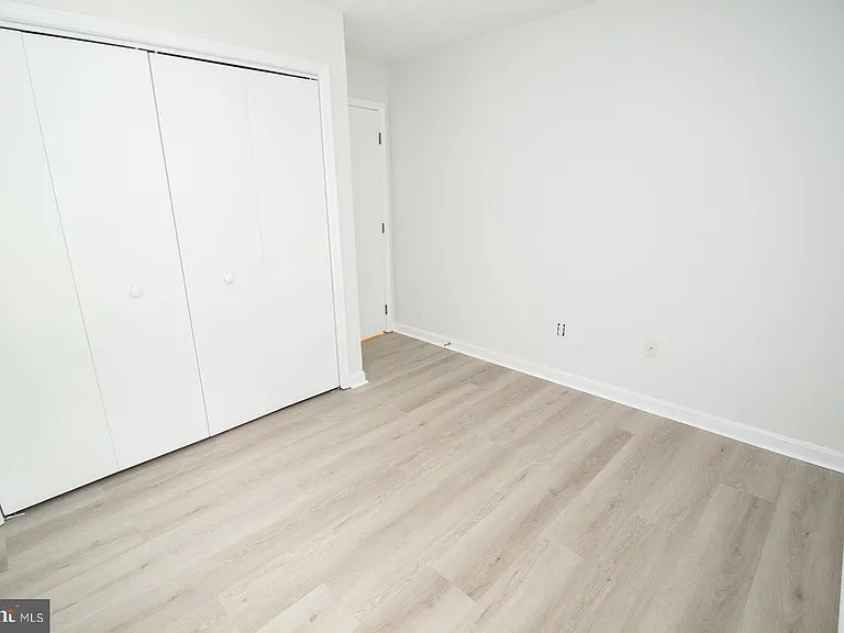 44792 Locust Ridge Ct #850 — Photo 17