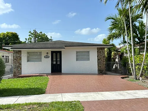 10481 SW 26th Ter Photo 1