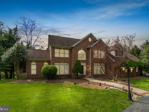 1900 Ships Quarters Ct, Westminster, MD 21157