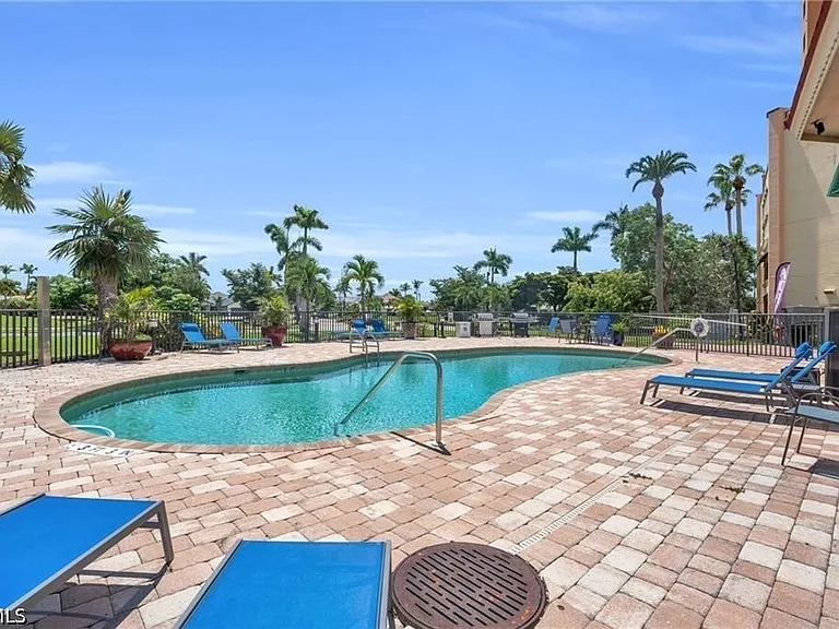 5781 Cape Harbour Dr #1301 — Photo 24