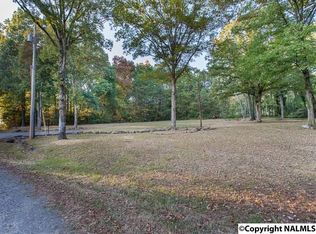 219 Goodman Rd SE, Huntsville, AL 35803