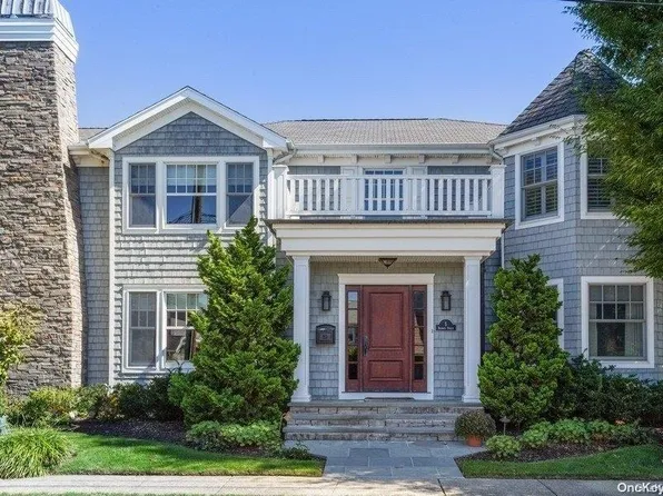 5 Biarritz Street, Lido Beach, NY 11561