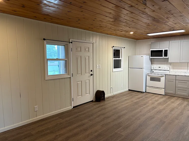 649 Central Ave #2 — Photo 8