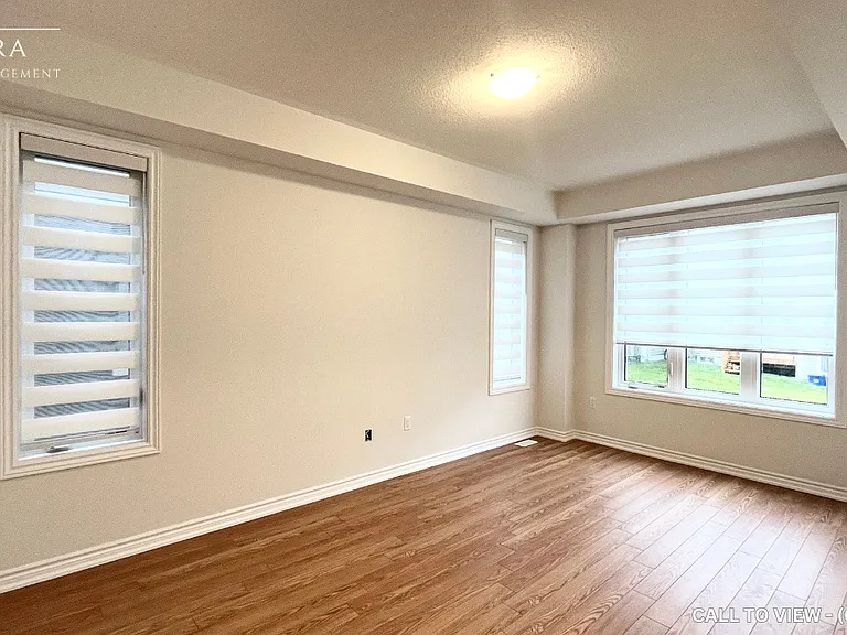 30 Durham Ave — Photo 2