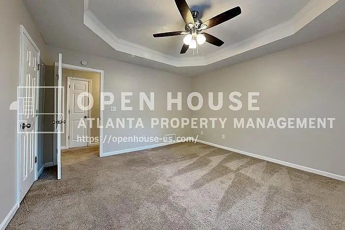 2290 Huntington Dr — Photo 11