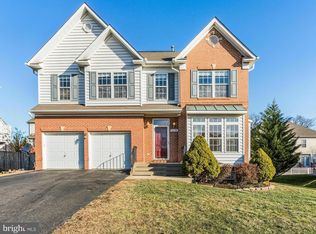 8238 2nd Ave, Vienna, VA 22182