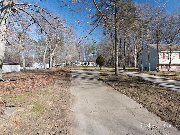 2nd image of 4716 Potter Ave SE