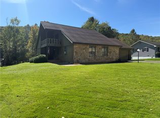 36 Valleybrook Dr, Bradford, PA 16701