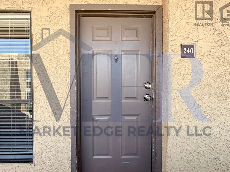3601 W Tierra Buena Ln #240 — Photo 6