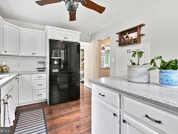 5th image of 23331 White Elm Ct