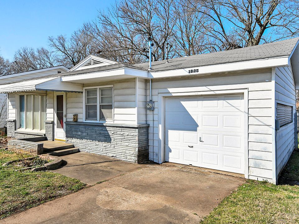 1825 S Weaver Avenue, Springfield, MO 65807 | MLS #60317543 | Zillow
