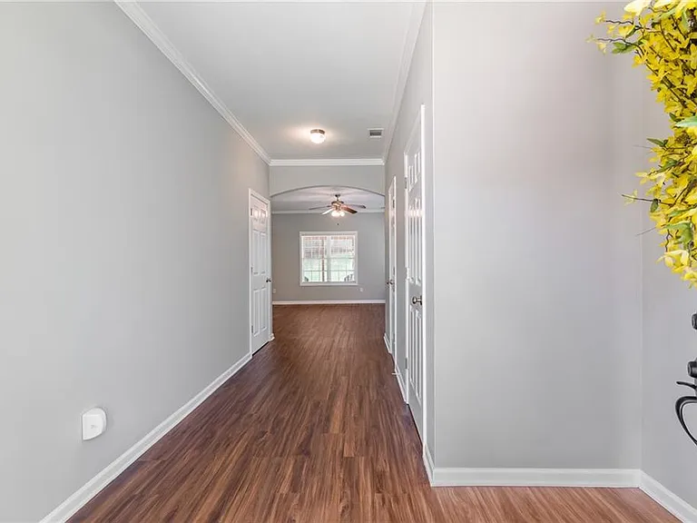 134 Lexington Parke Dr — Photo 4