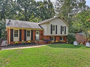6127 Colchester Pl, Charlotte, NC 28210