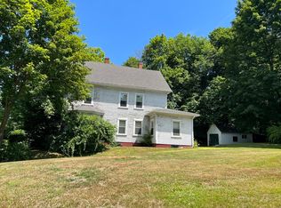 3 Carpenter Hill Rd, Charlton, MA 01507