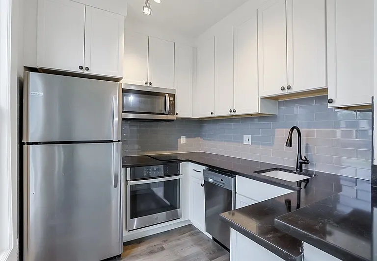 3016 Stout St #A — Photo 2