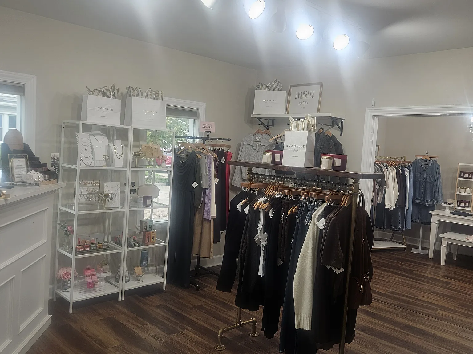 2 bed, 1000 sqft, $1,900 — Photo 4