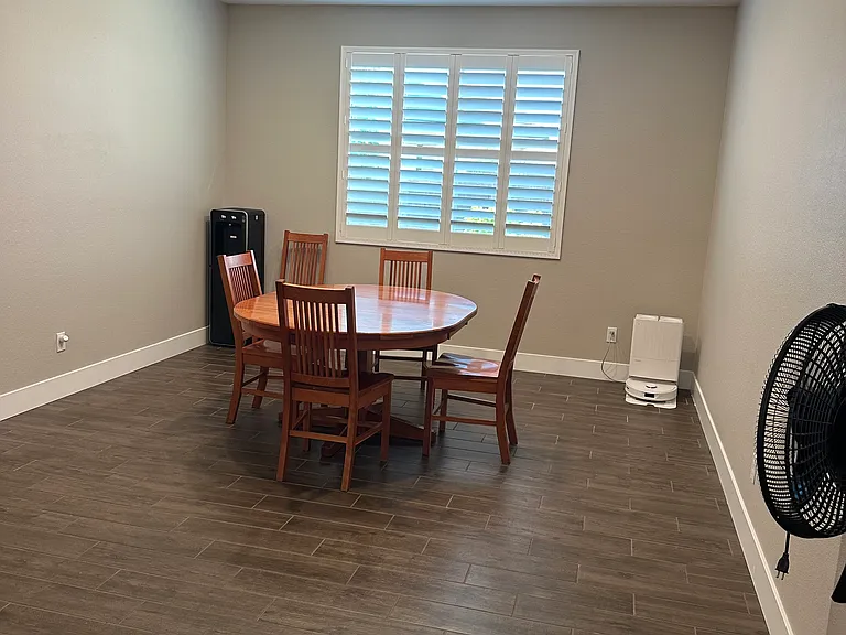 9917 Lorae Way — Photo 5