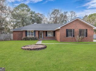 153 Hughes Dr, Midway, GA 31320