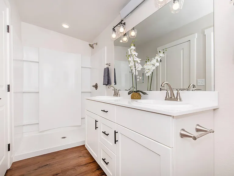 331 Walsh St #331 — Photo 7
