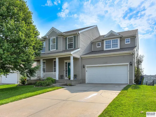 14107 Kelly Dr, Bellevue, NE 68123