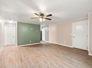 600 Worcester St APT 1, Southbridge, MA 01550