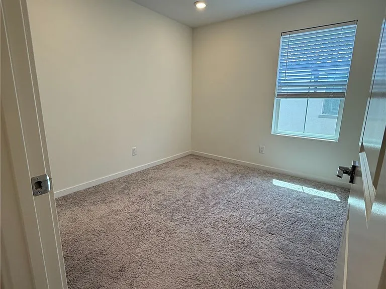22316 Spanish Oak Ct — Photo 13