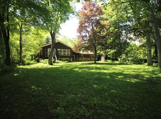 2064 Edgewater Dr, Grafton, WI 53024