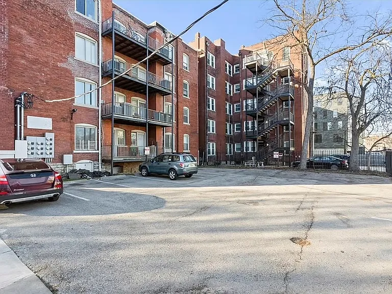 1114 E Armour Blvd #1SW — Photo 11