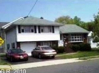 61 Trudy Dr, Lodi, NJ 07644