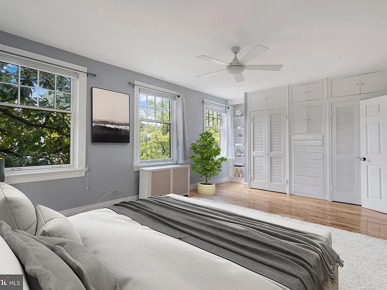 3313 Cleveland Ave NW — Photo 8