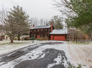 1392 Rowe Rd, Niskayuna, NY 12309