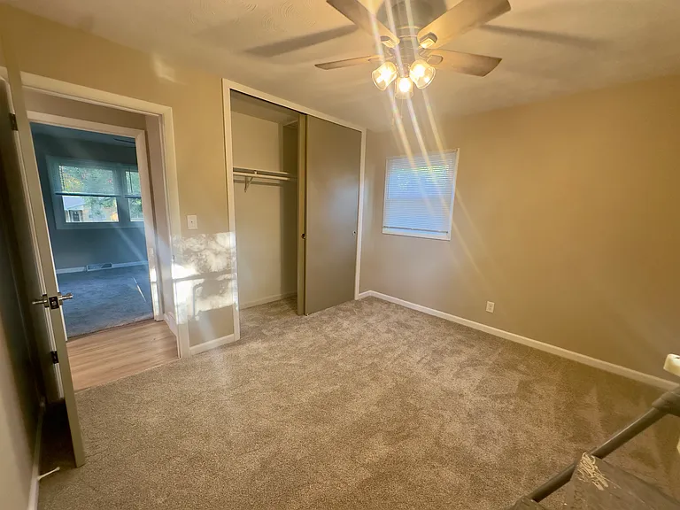 15 Mishawaka Dr — Photo 6