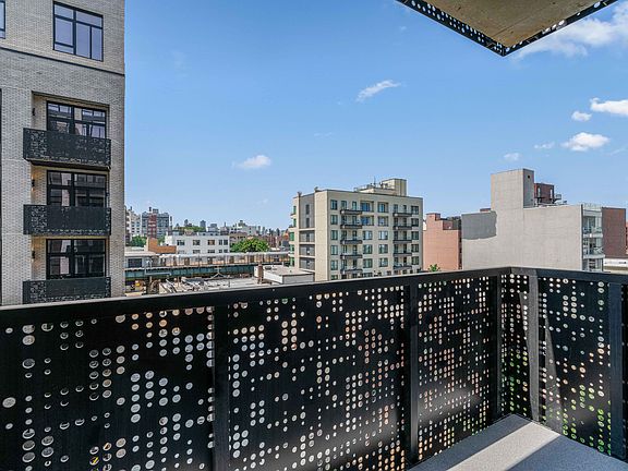 4th image of 38-27 32nd St #406