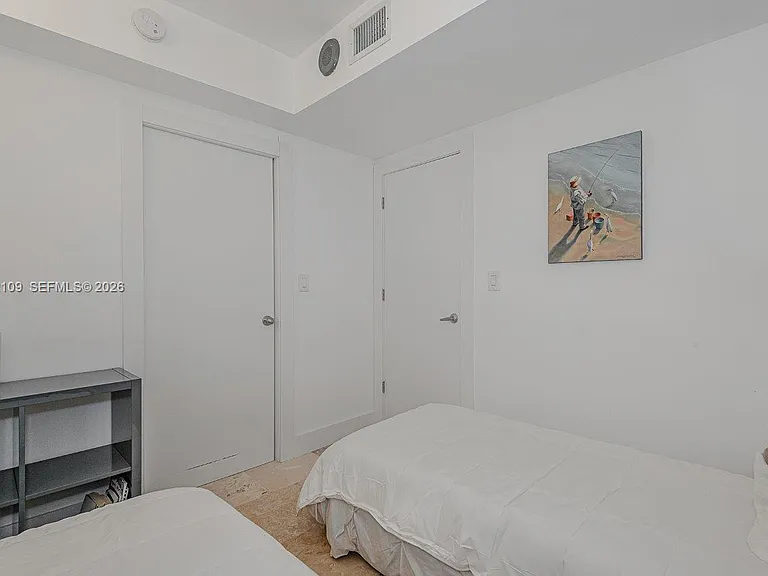 2301 Collins Ave #1515 — Photo 16