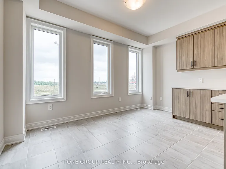 54 Selina Rose St — Photo 24
